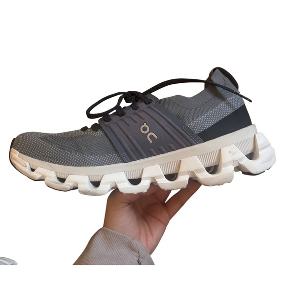 On Cloudswift 3 Running Shoes Metal/White 3WD10451199 Women's Size 8 - Picture 11 of 11